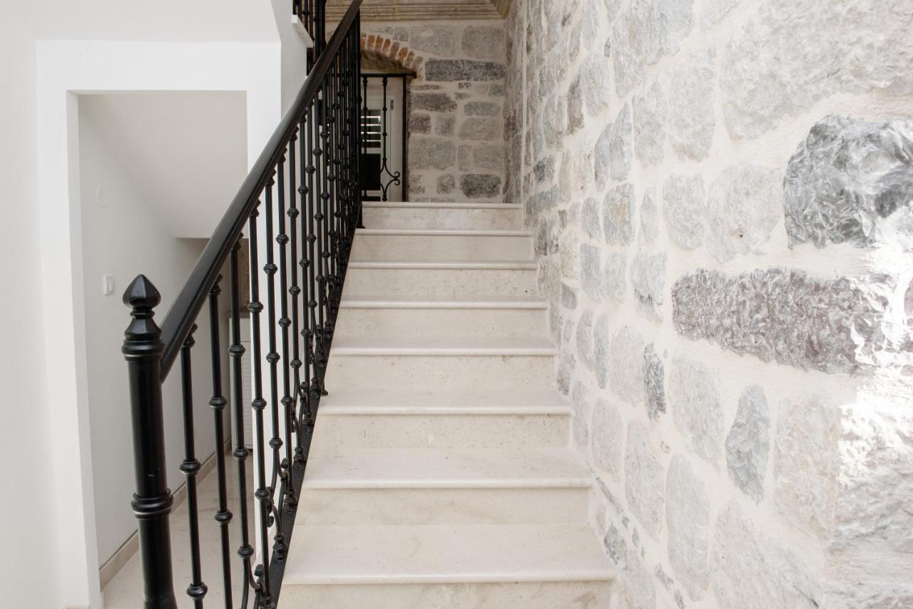 Palazzo Sindik Apartment Kotor Luaran gambar