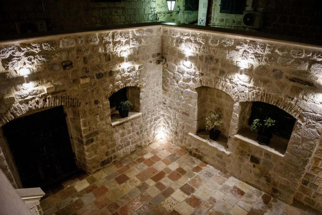 Palazzo Sindik Apartment Kotor Luaran gambar